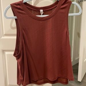 Lululemon train to be tank